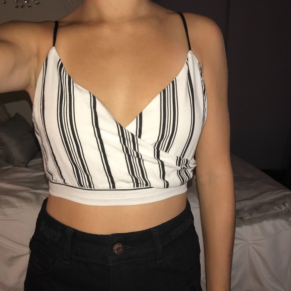 Forever 21 Tops - Stripe Crop Top